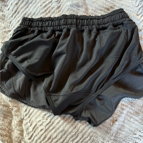 Lululemon running shorts - Picture 5 of 6